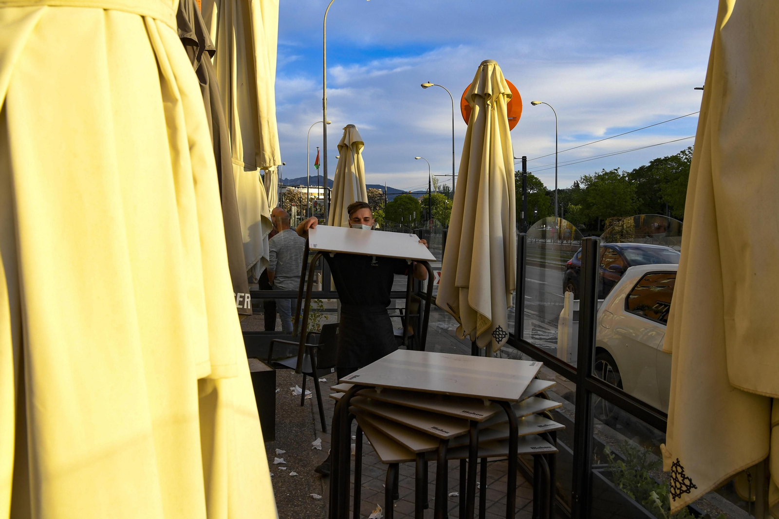 Fotos: los bares de Granada vuelven a cerrar a las ocho de la tarde por el coronavirus