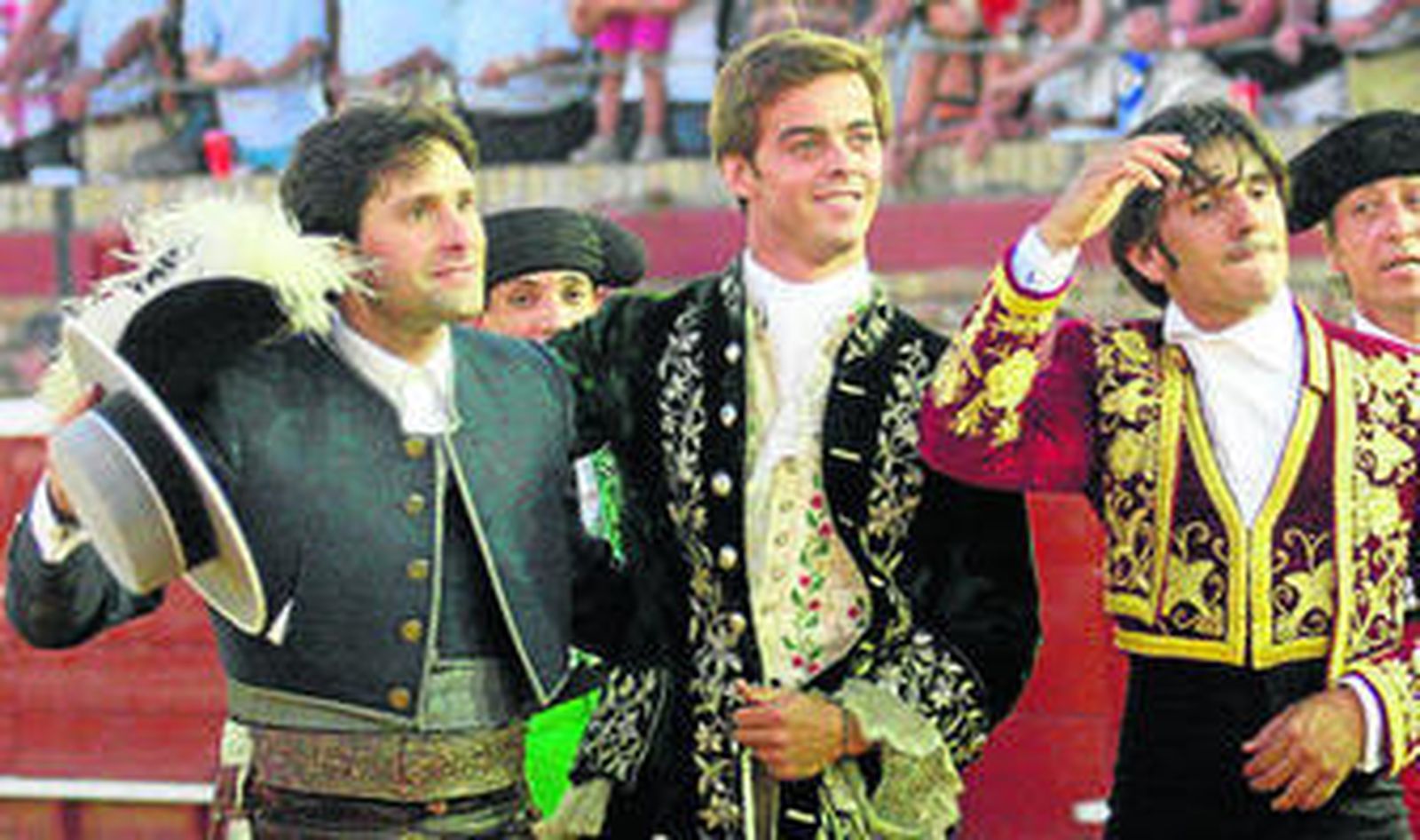 Andrés Romero -a la izquierda-, de nuevo, sobresaliente con Ventura en Sevilla.