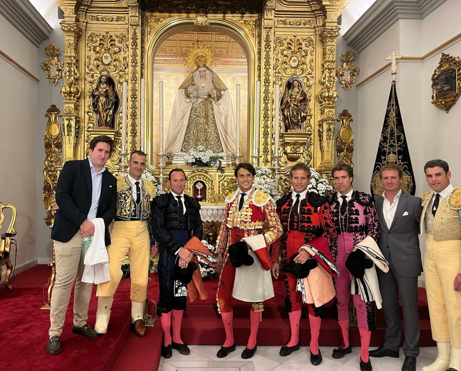 Roca Rey y su cuadrilla ante La Estrella