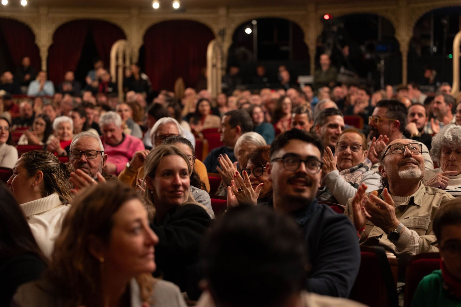 Búscate en las mejores imágenes de la primera sesión de preliminares del COAC 2026