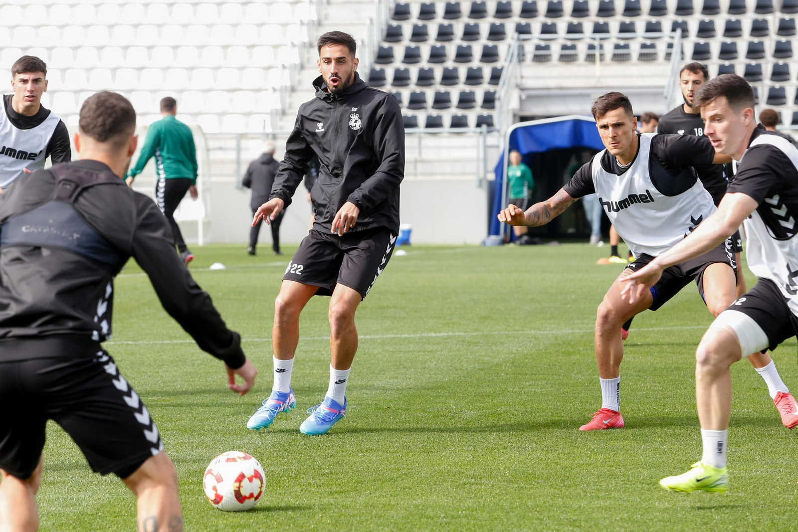 Las fotos del entrenamiento de la Balona previo a su visita al UCAM Murcia
