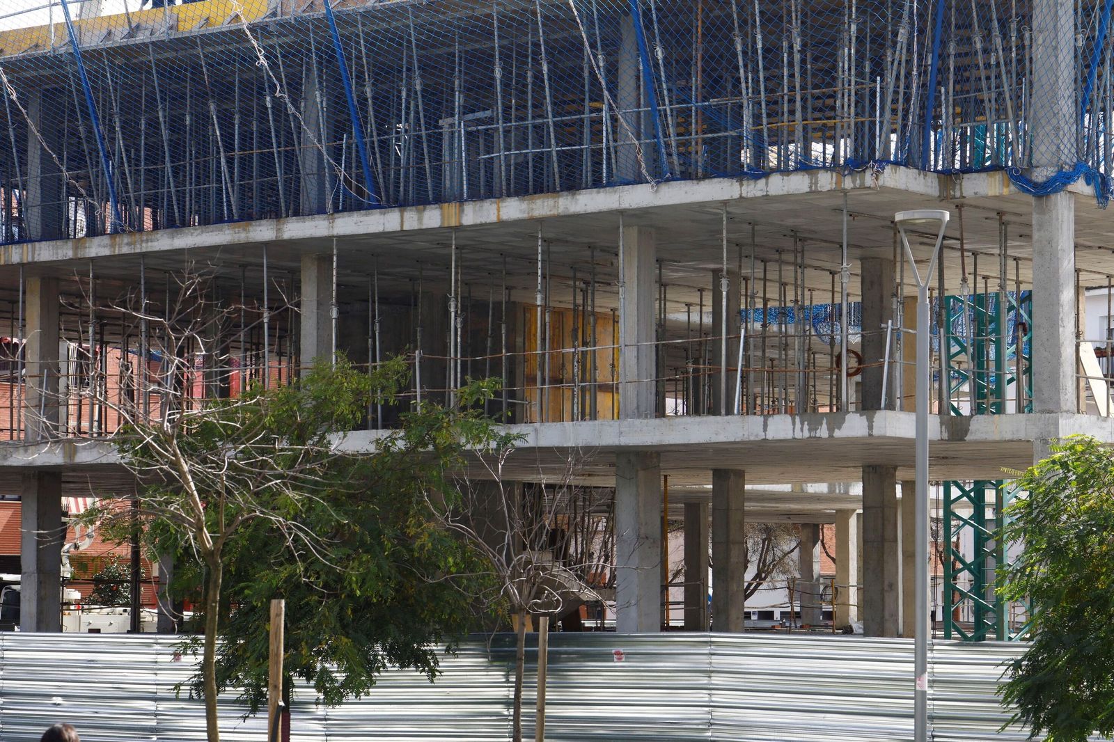 Obra de un edificio en Córdoba tras las borrascas.