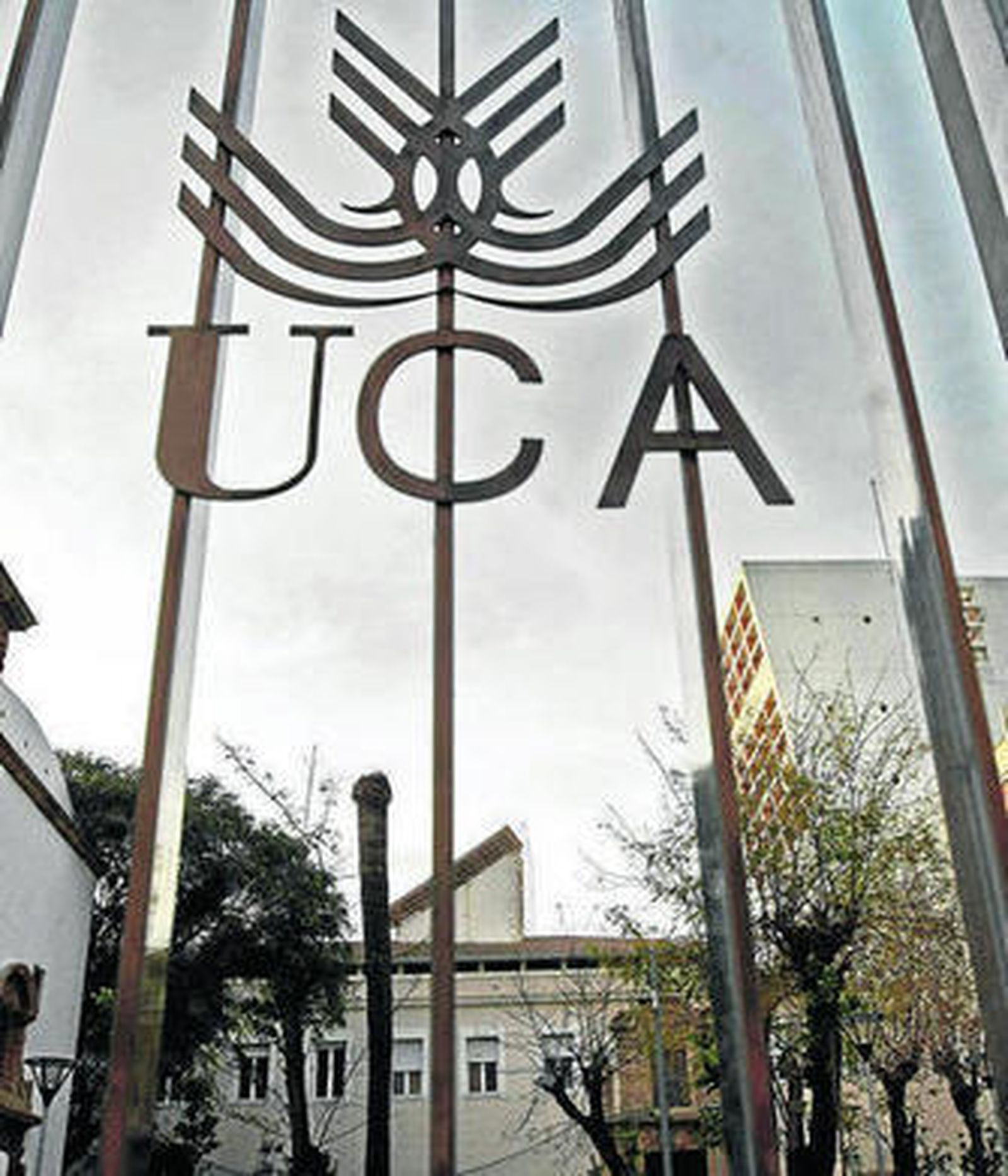 La Universidad de Cádiz oferta también 15 dobles grados.