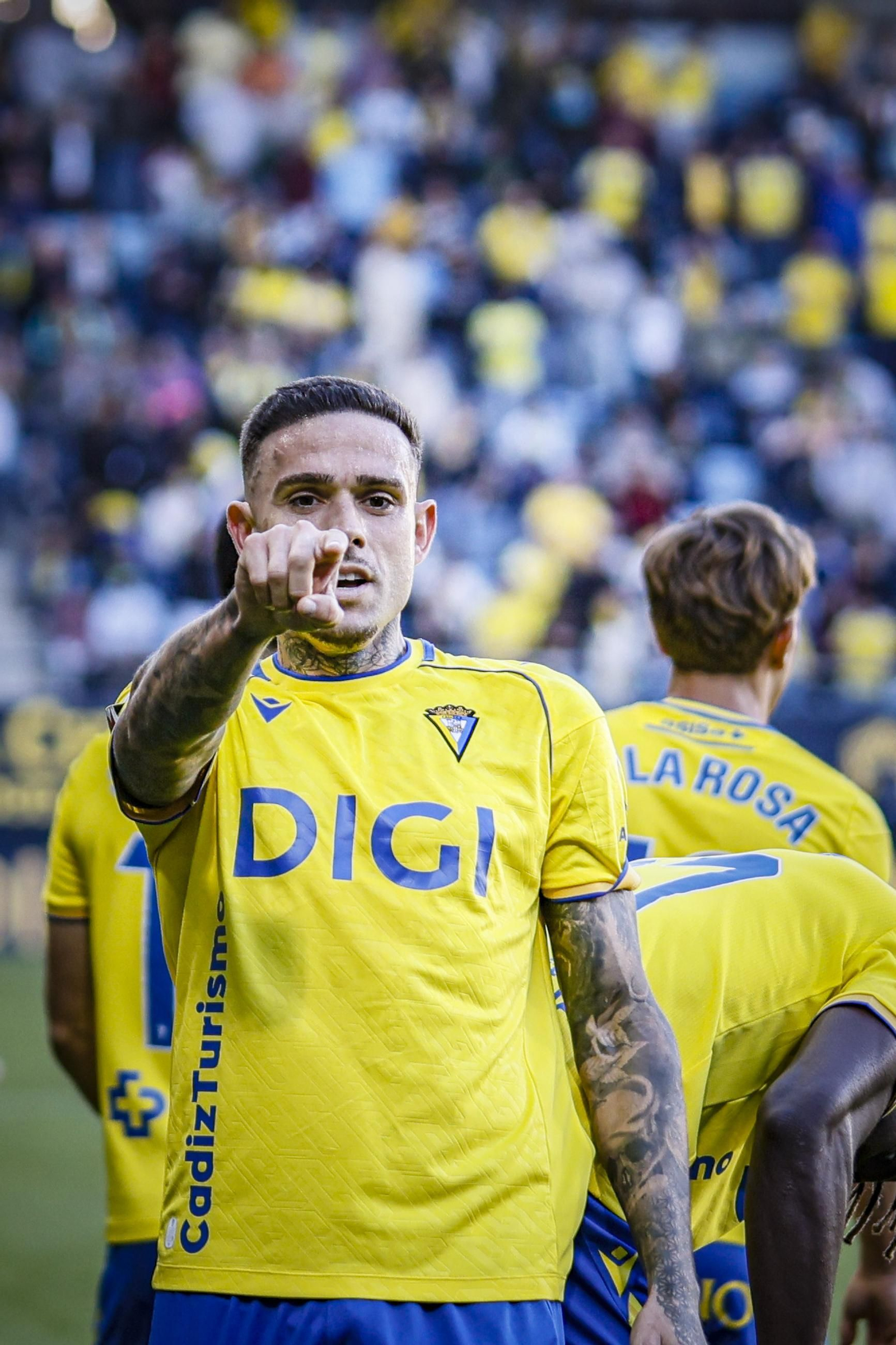 Búscate entre las imágenes del partido de fútbol Cádiz CF - Racing de Santander