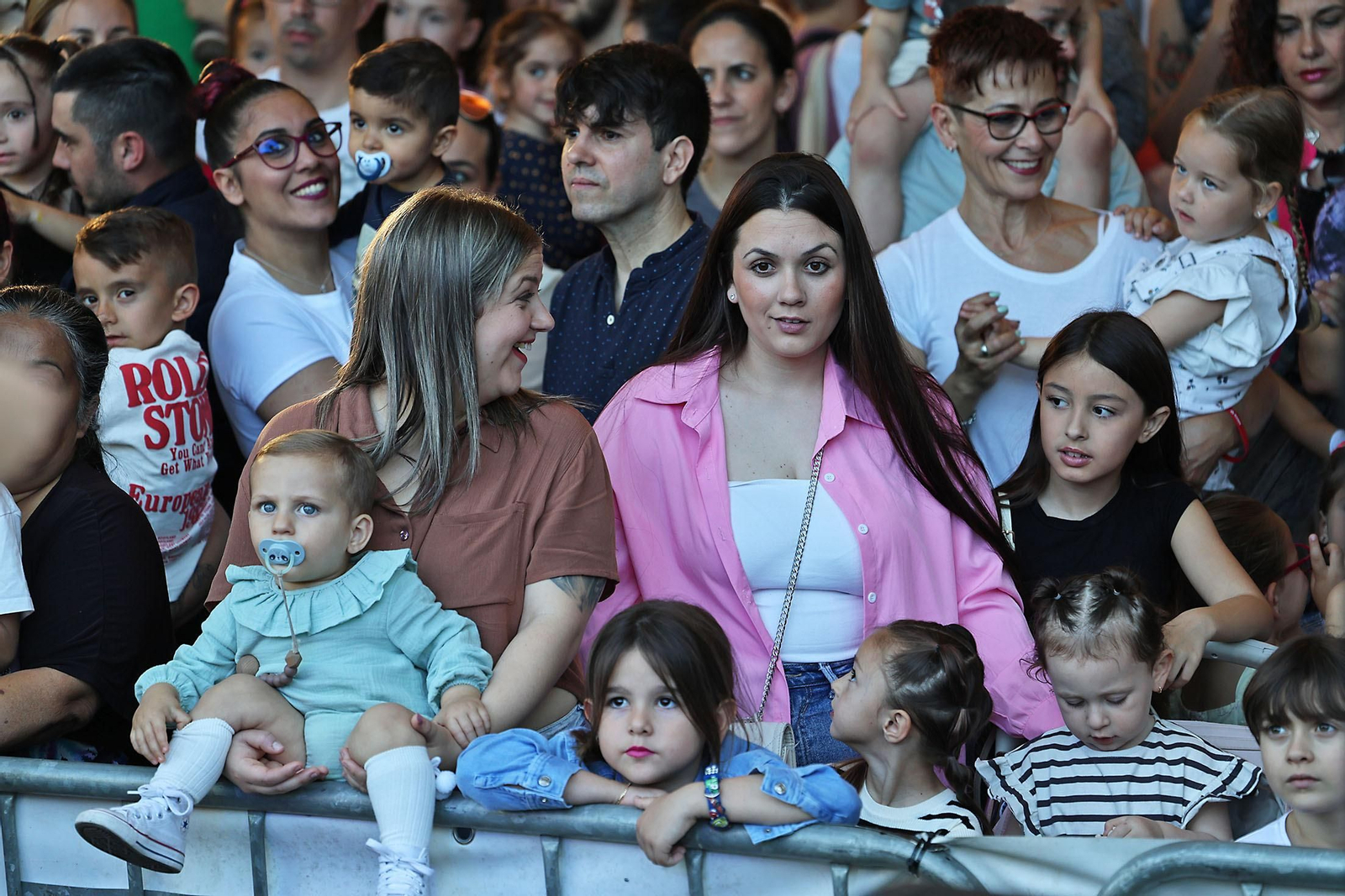 Imágenes del Festival Mundial de Foodtrucks y los cantajuegos DIsney en Huelva