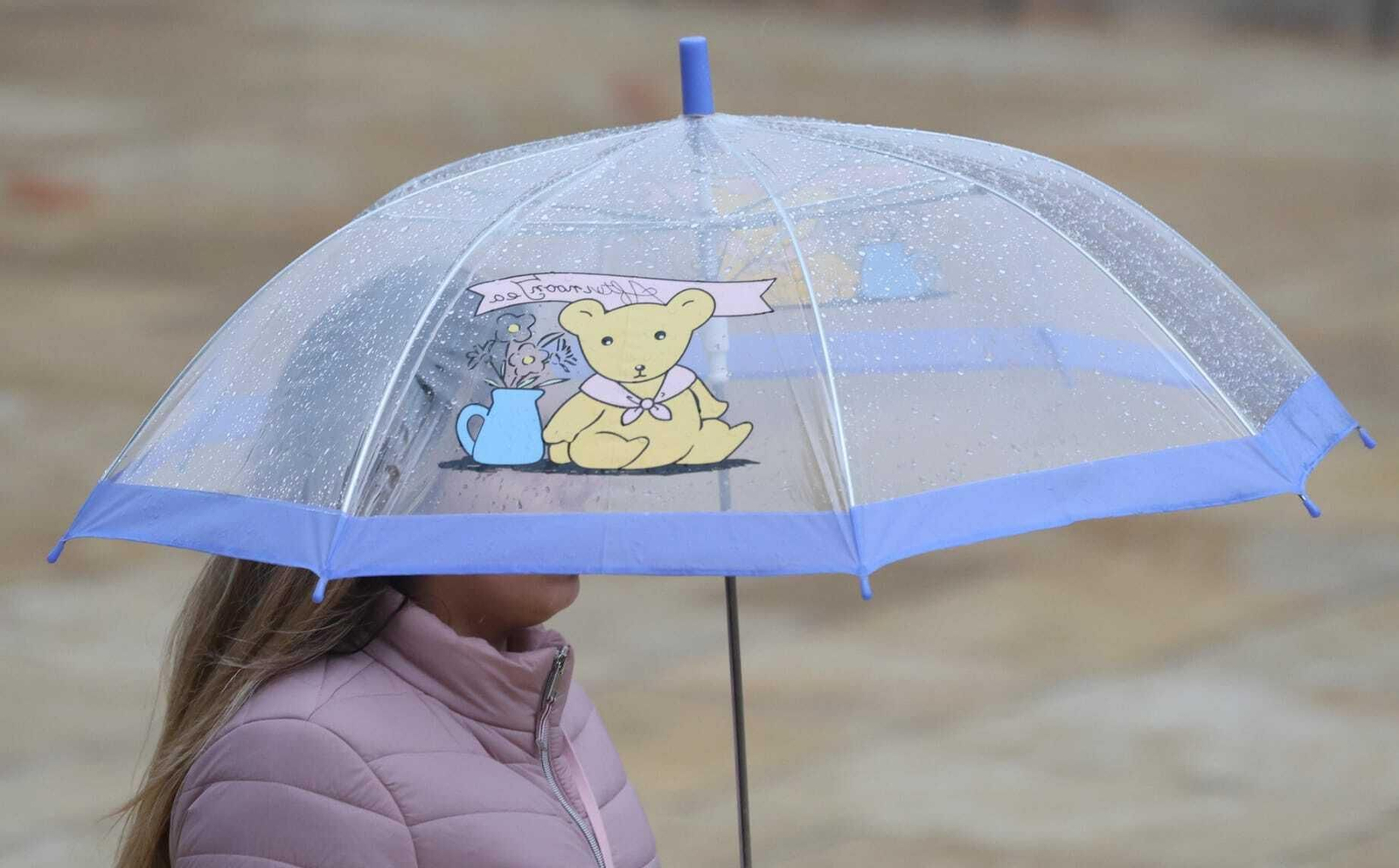 Las imágenes de la lluvia de la borrasca Karlotta en Málaga Las imágenes de la lluvia de la borrasca Karlotta en Málaga