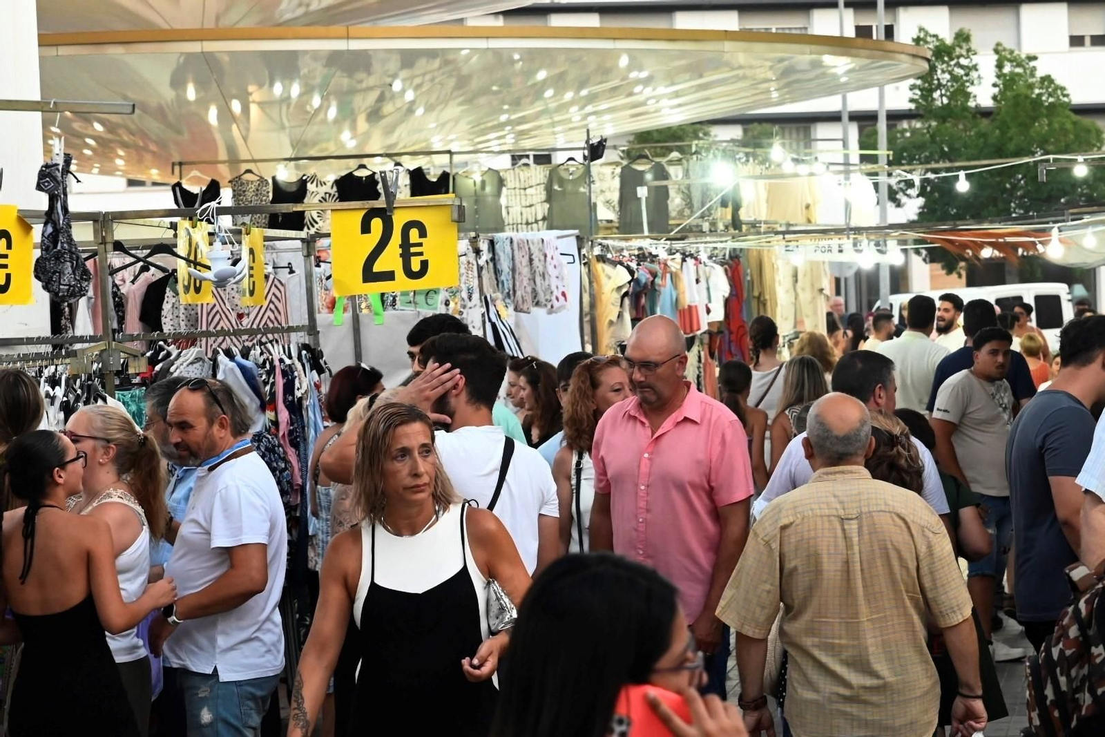 Las fotos del mercadillo nocturno de las Setas en Córdoba