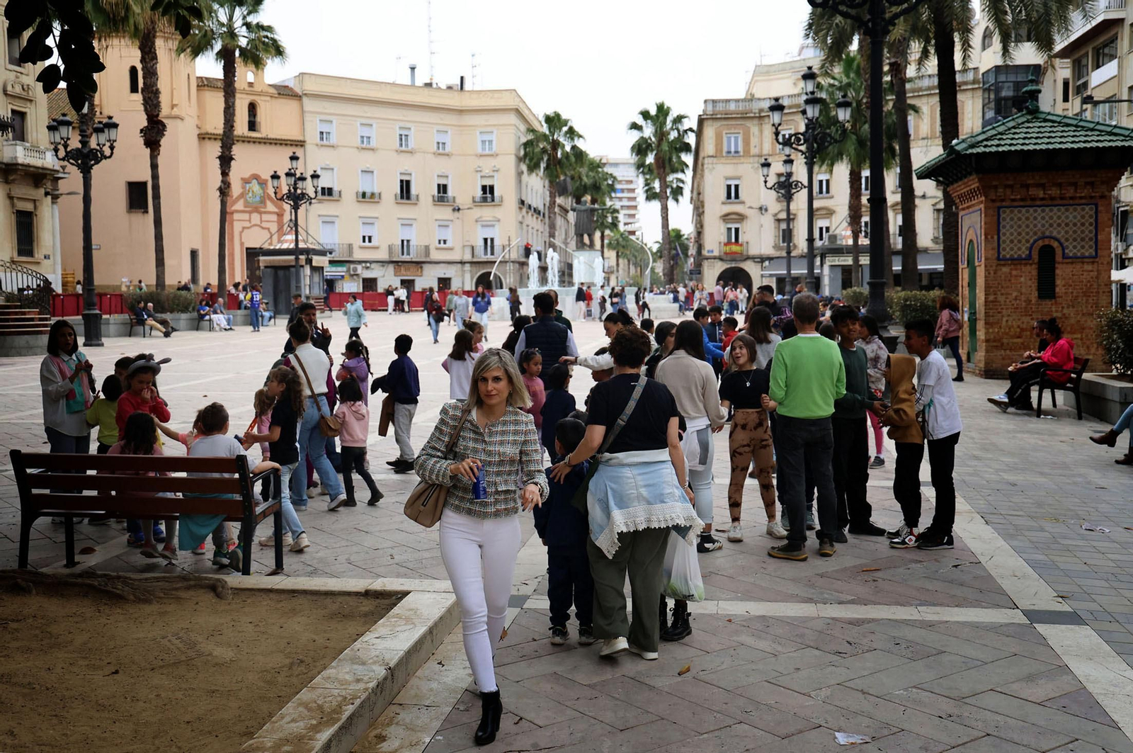 Imágenes del viernes 22 de marzo en Huelva
