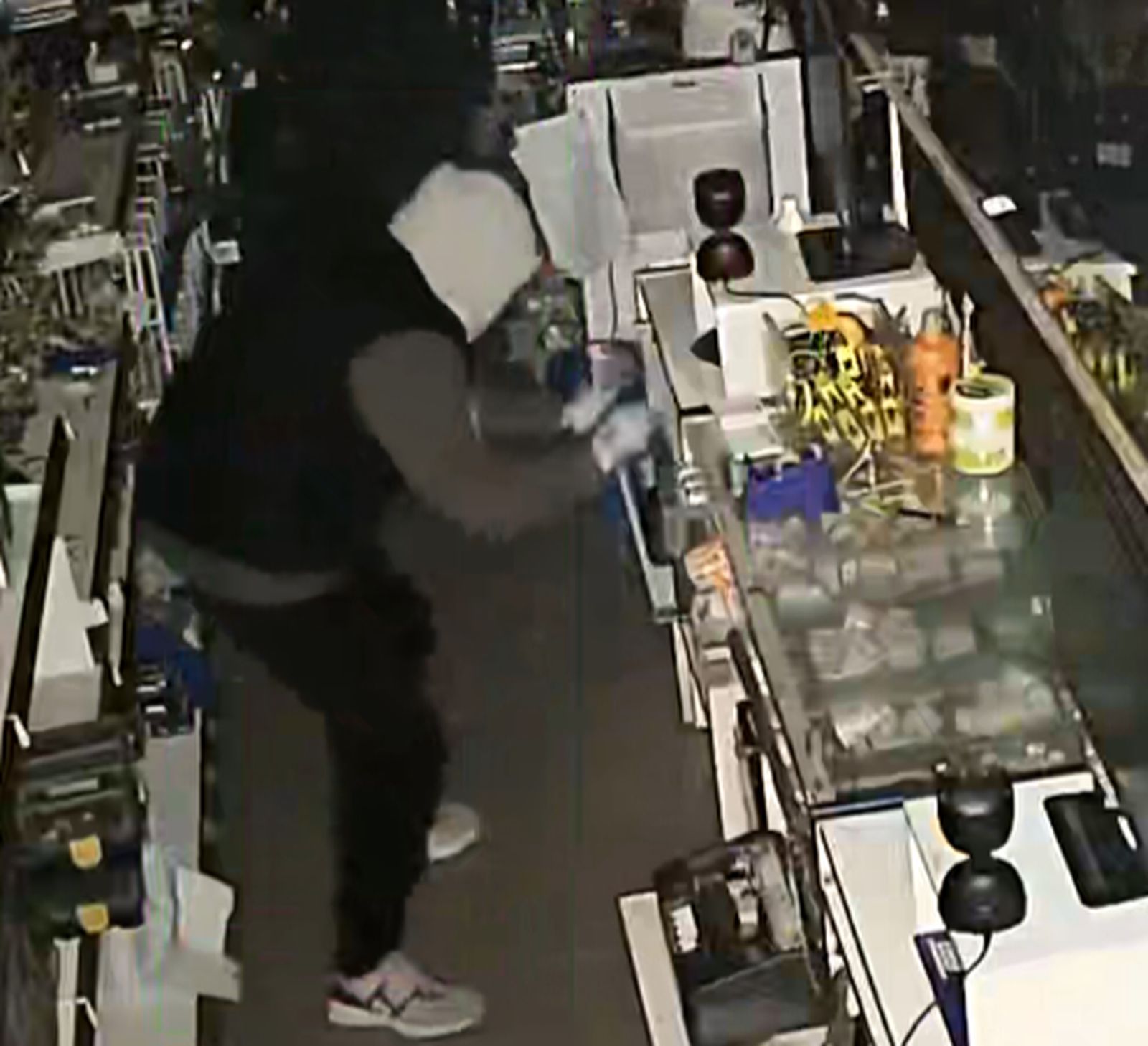 Uno de los detenidos durante un robo.