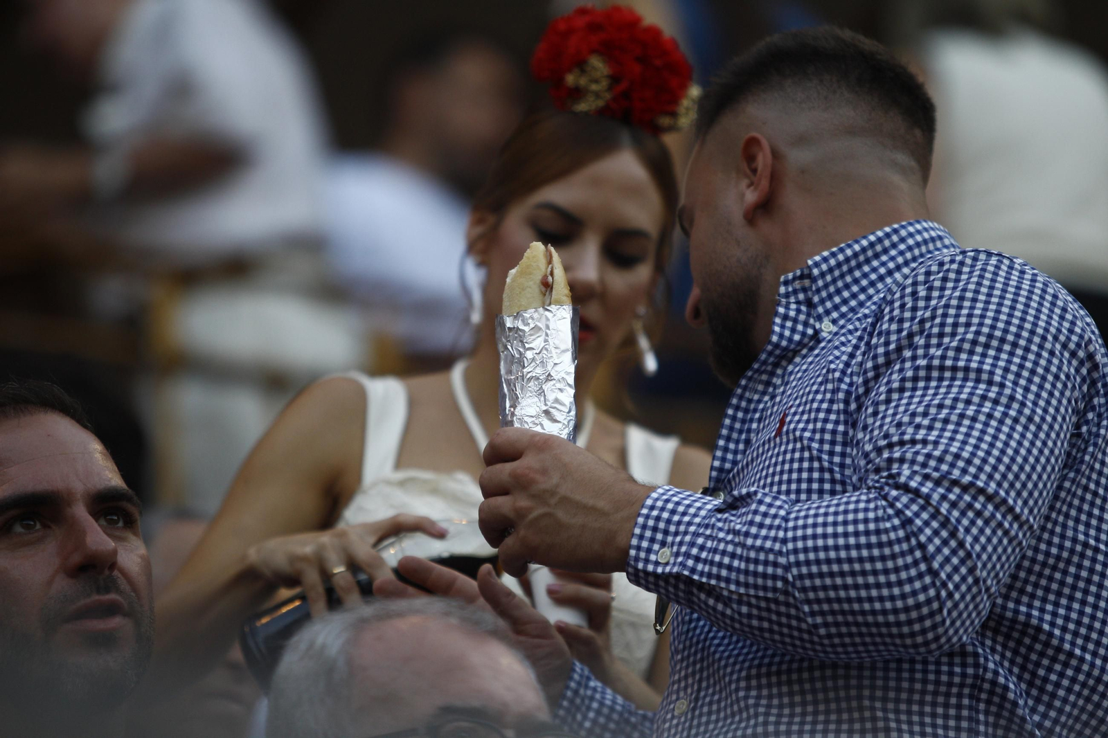 Las mejores imágenes de la corrida de toros de Diego Ventura, Talavante y Pablo Aguado, en Almería
