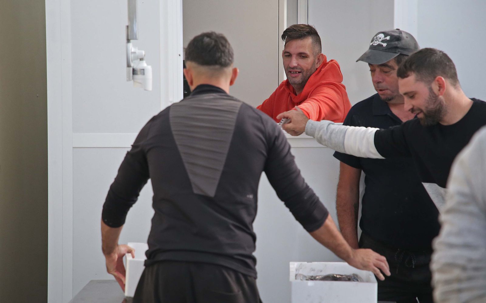 El puerto pesquero de La Línea, en imágenes