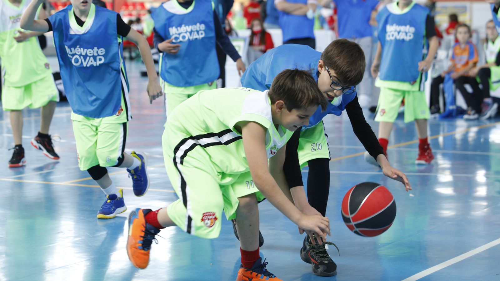 Lance de la final masculina de baloncesto masculino.