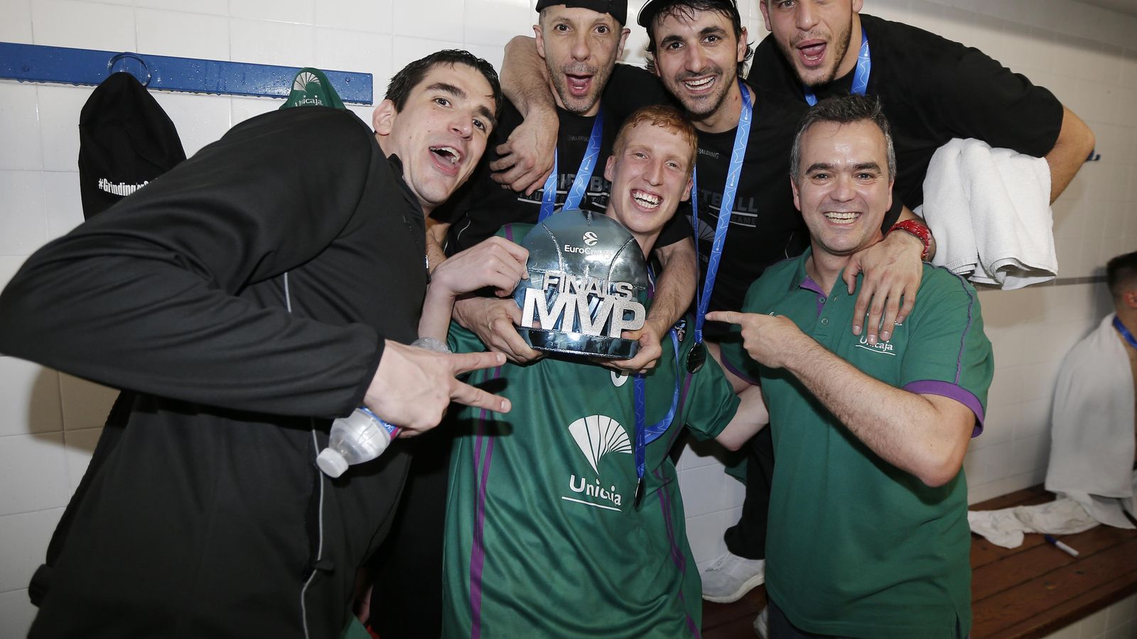 Carlos Suárez, Alberto Díaz, Ale Ballesteros, Diego Vázquez, Jorge Díaz y Ángel Sánchez-Cañete.