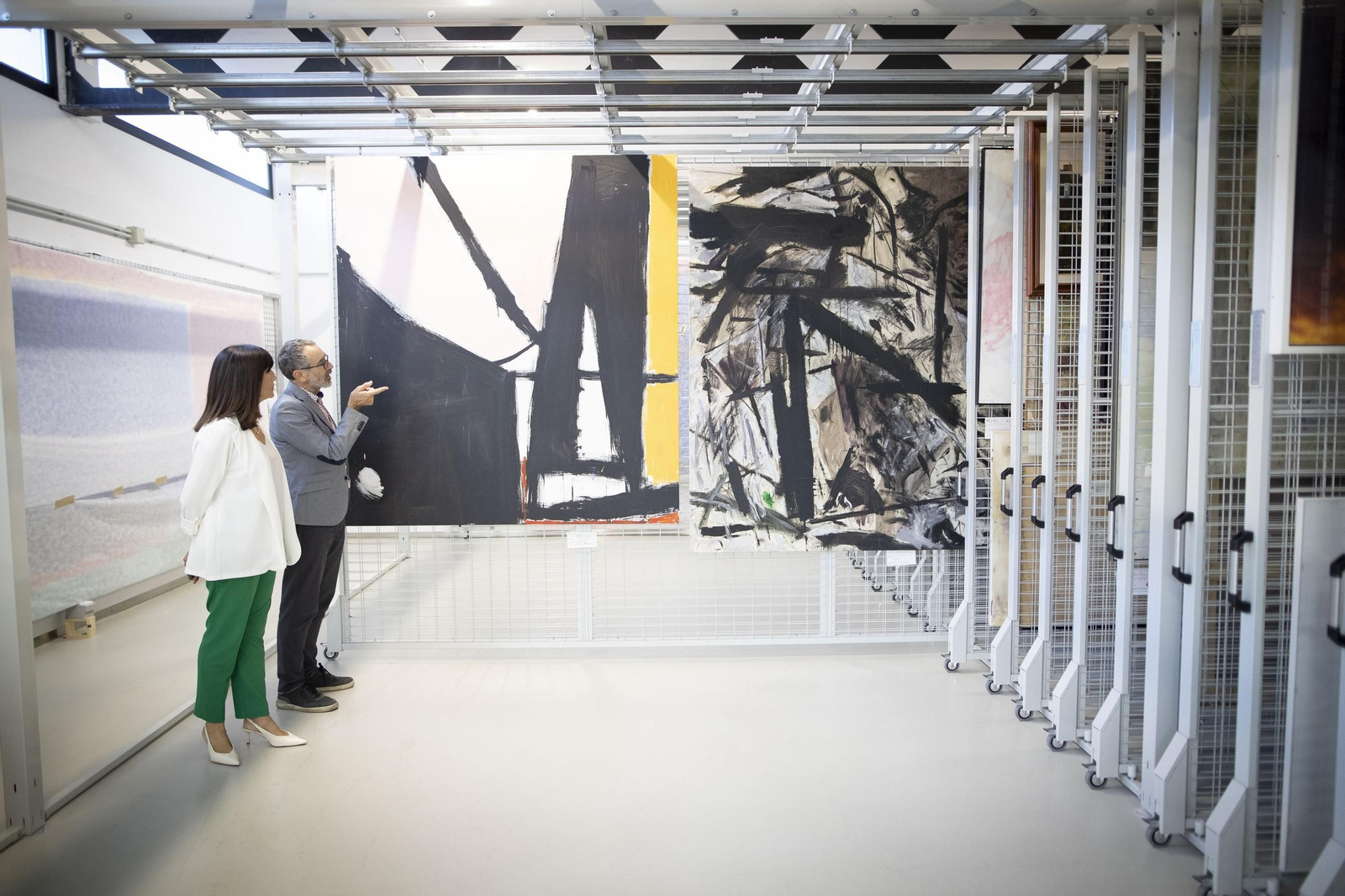 El almacén del arte de la Diputación de Granada, en imágenes