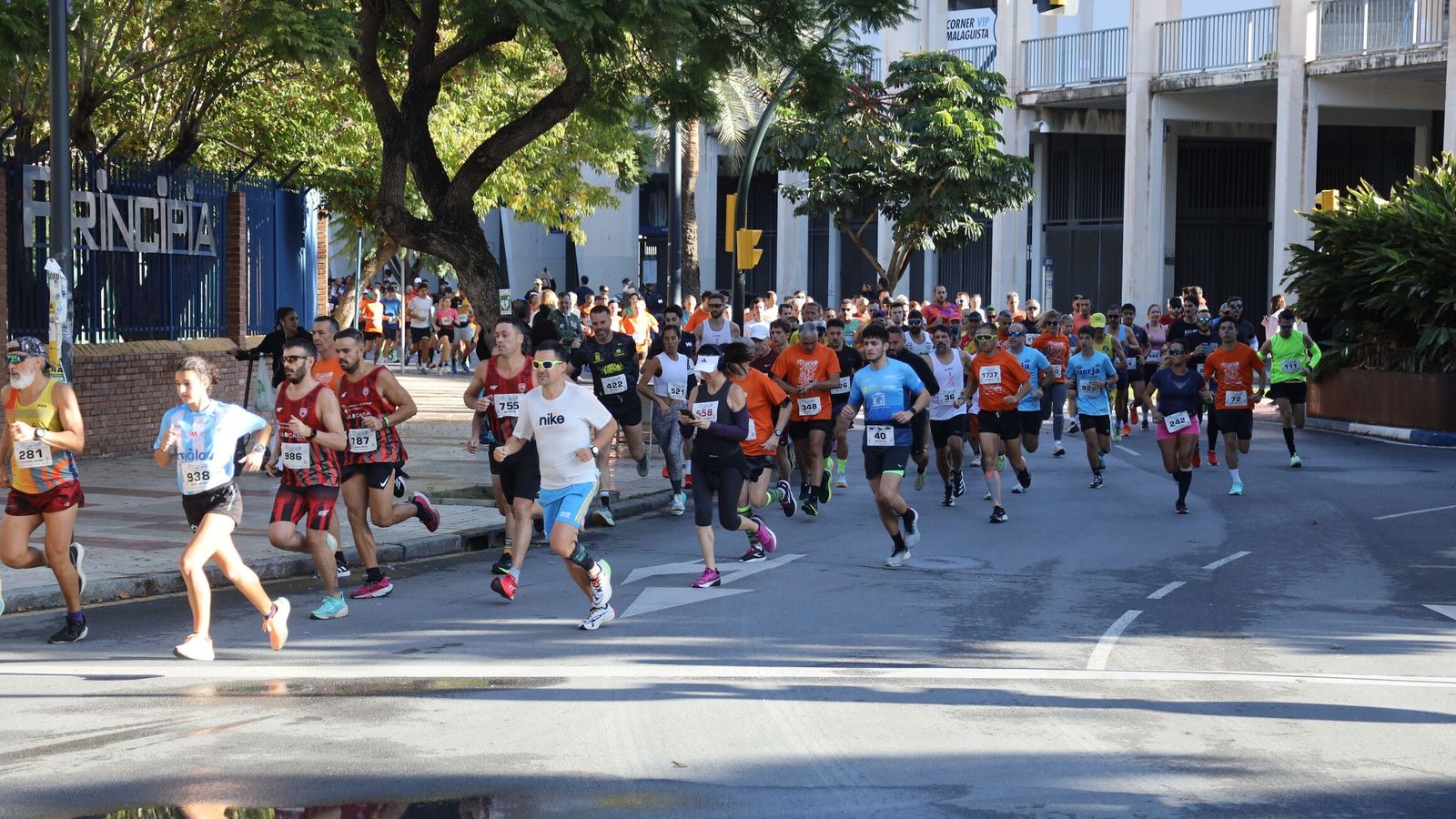 Búscate en las fotos de la Carrera de la Prensa en Málaga