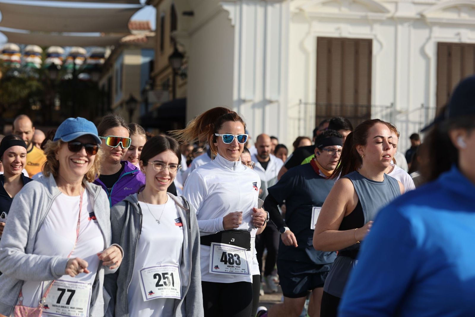 La Carrera Solidaria por el Día de la Mujer McArthurGlen, en fotos