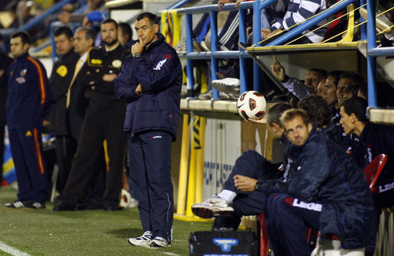 El Xerez vuelve a saborear el triunfo después de seis jornadas gracias a los goles de Héctor (pp) y Óscar Díaz./Fotos:LOF

Foto: LOF