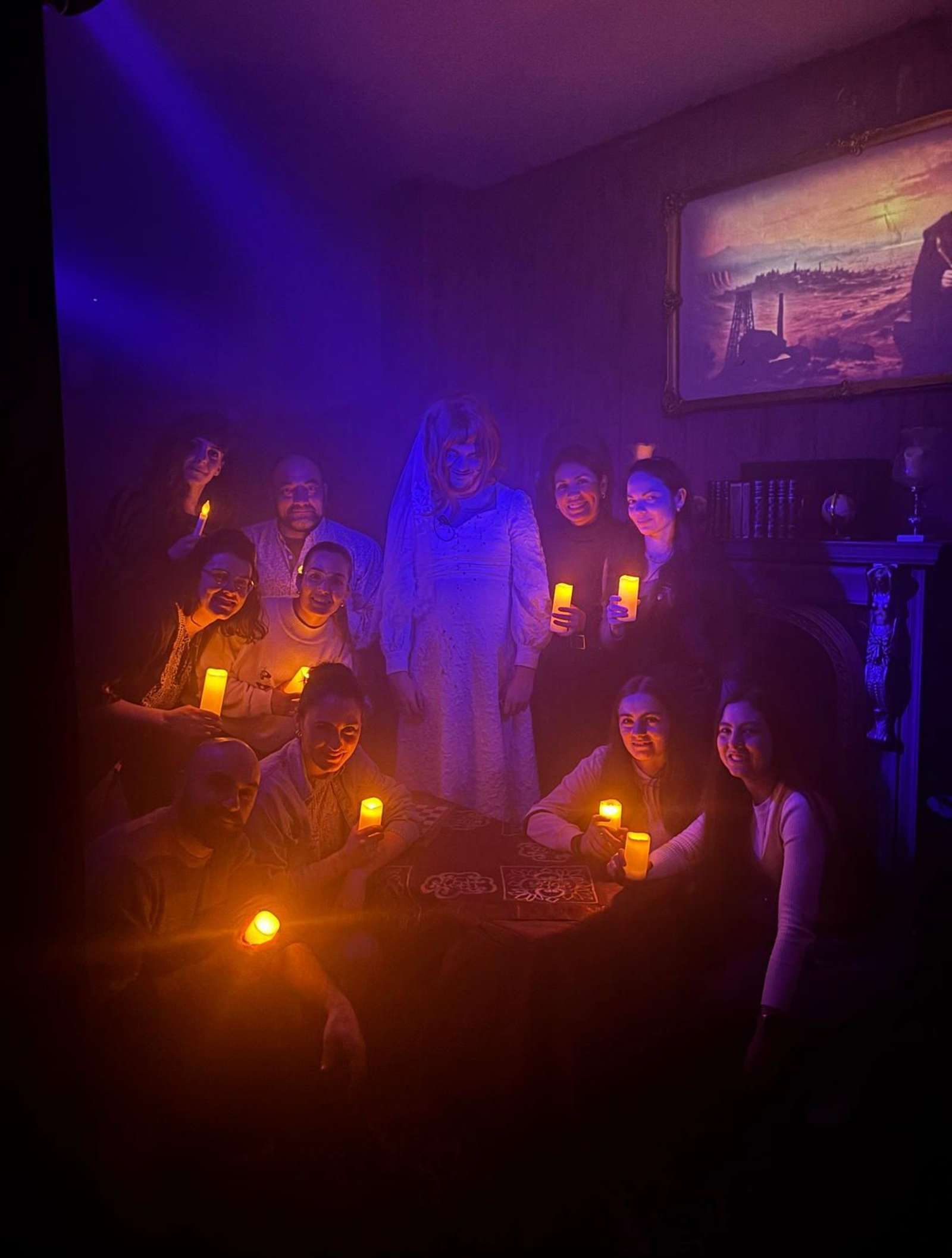 Hasta el domingo estará activo el escape room 'Raven's Manor' en la calle La Luna.