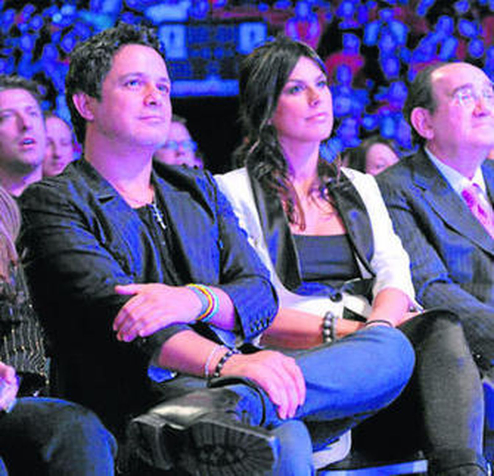 Alejandro Sanz se casa por sorpresa con Raquel