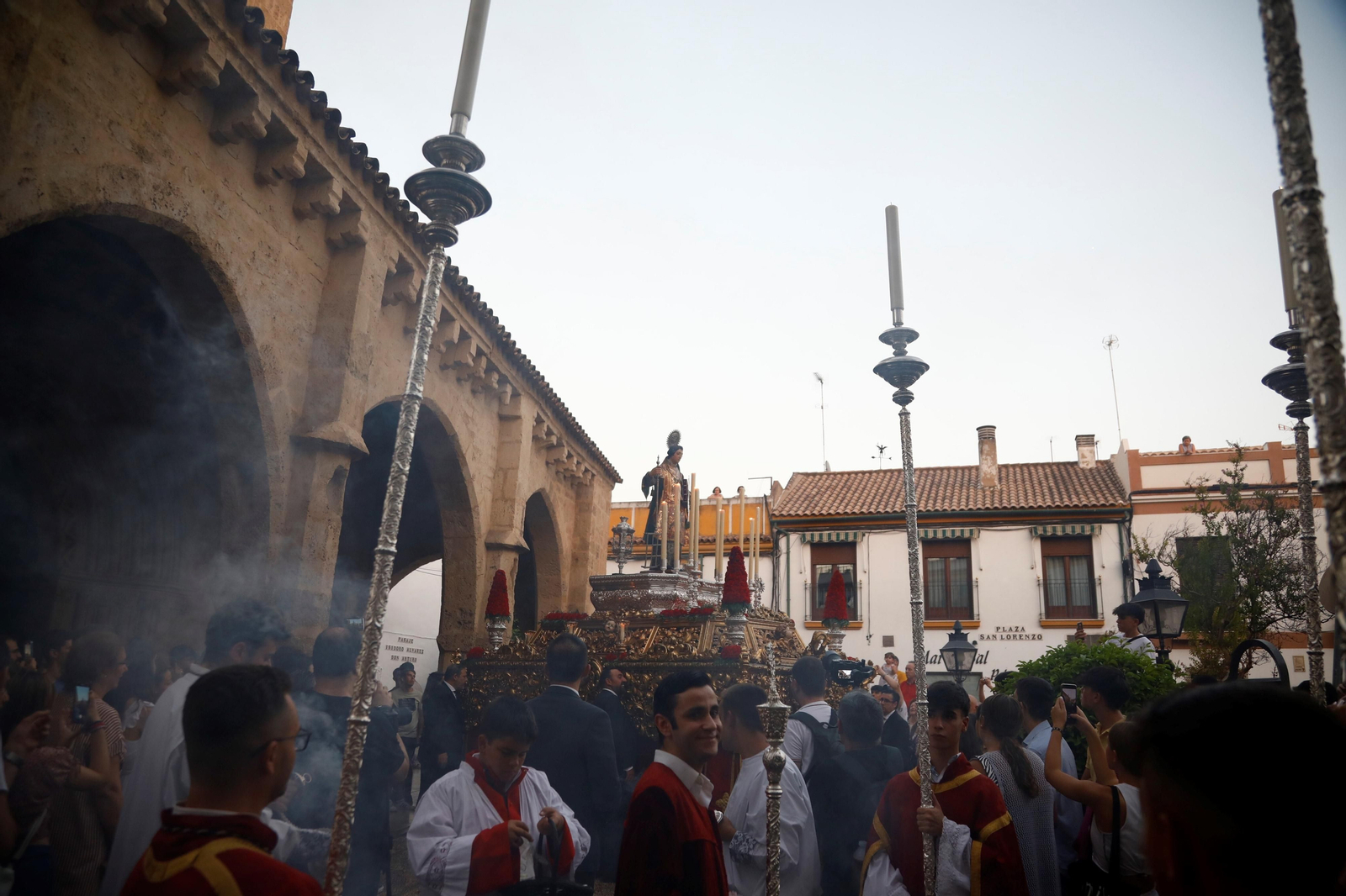 La procesión de San Lorenzo Mártir en Córdoba, en imágenes