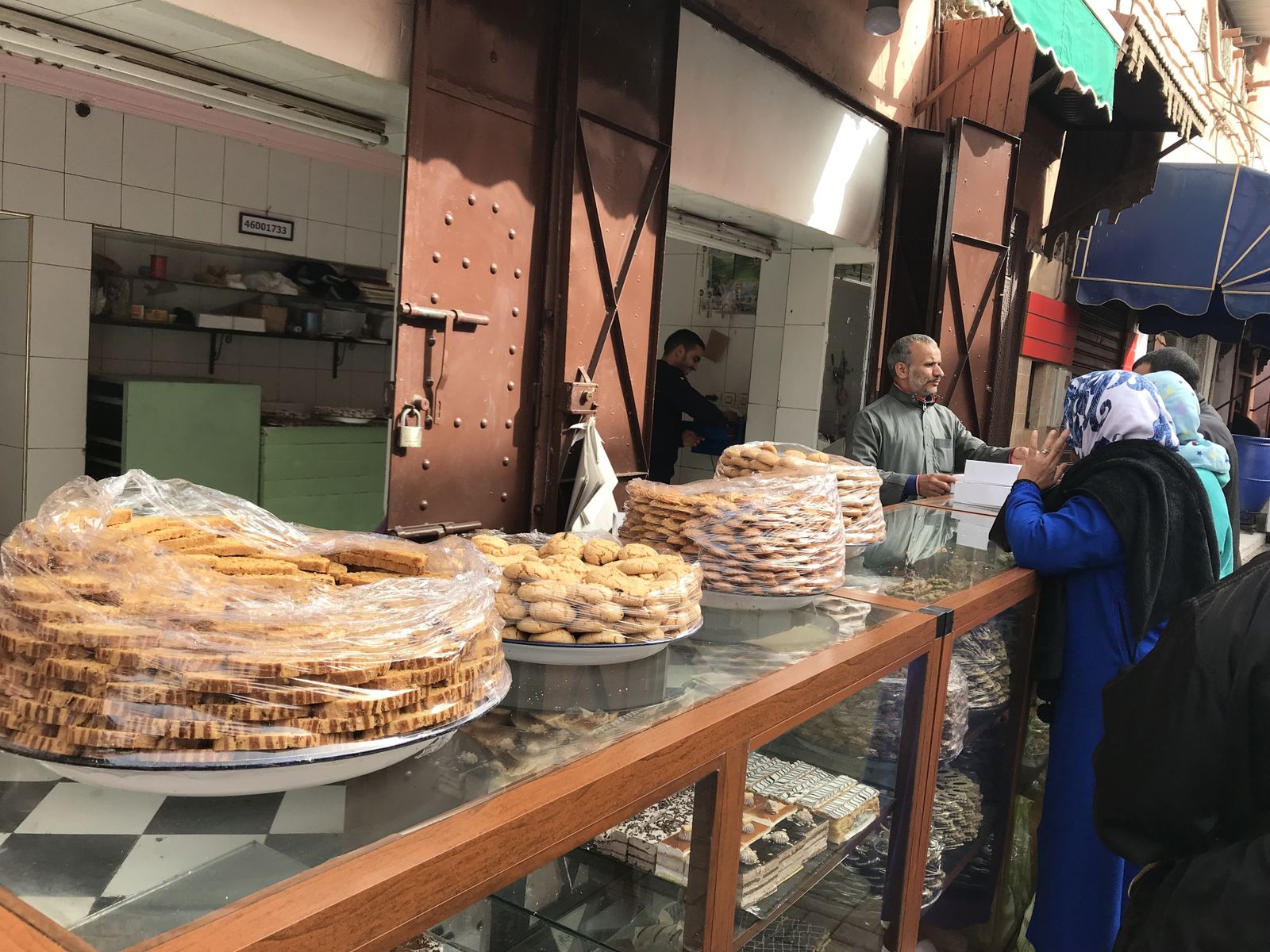 El hojaldre, la miel y los frutos secos. La deliciosa repostería marroquí.