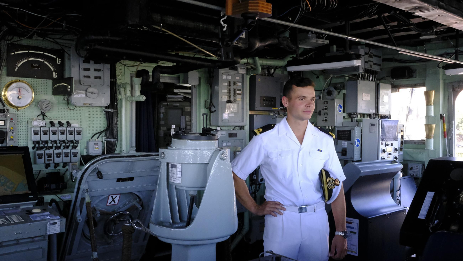 La Fragata Navarra de la Armada Española, visita Almería, en imágenes