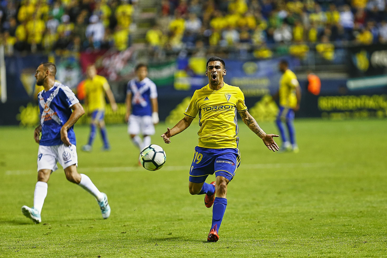 Imágenes del partido Cádiz C.F. - C.D. Tenerife