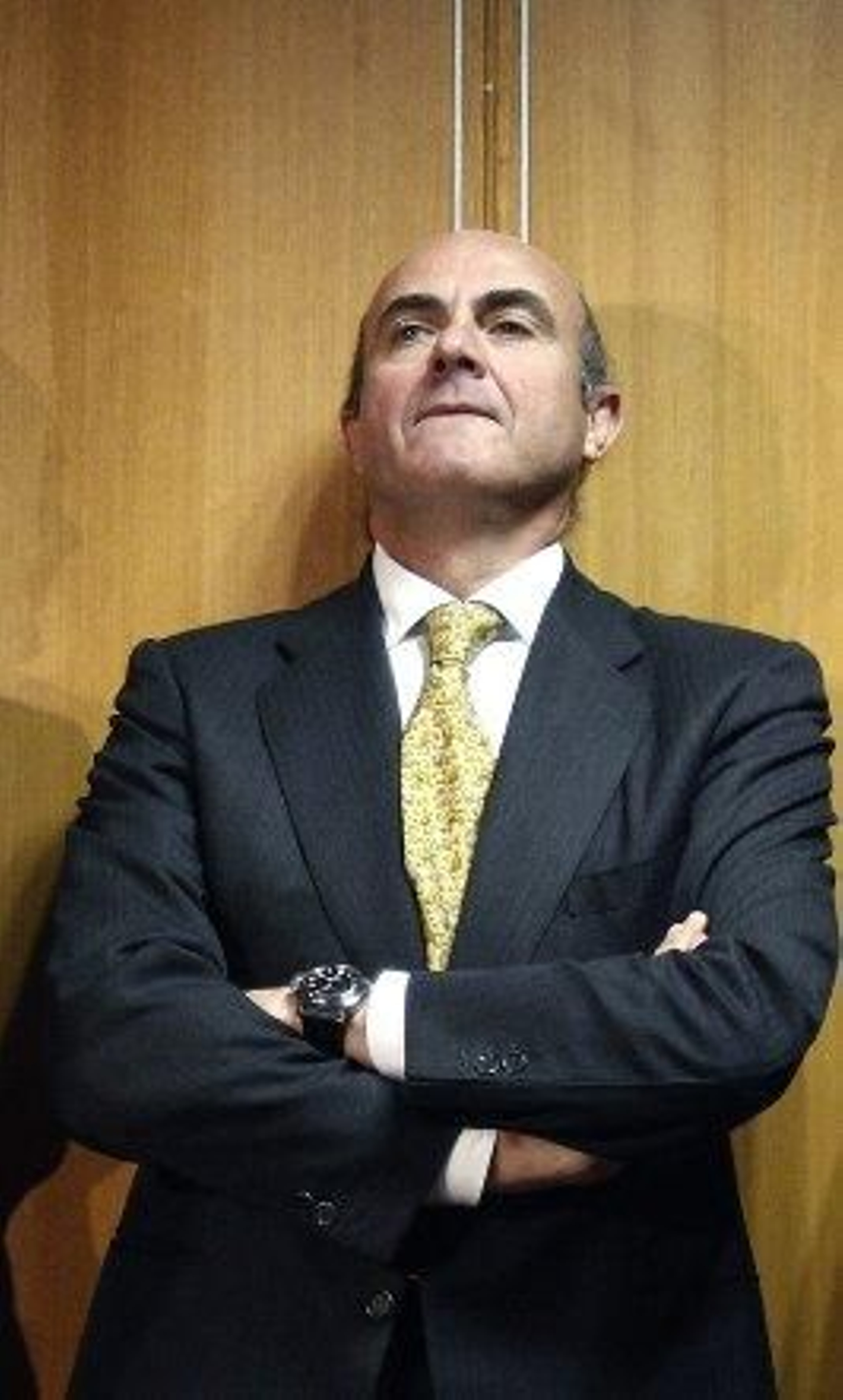 De Guindos apuesta por el contrato único