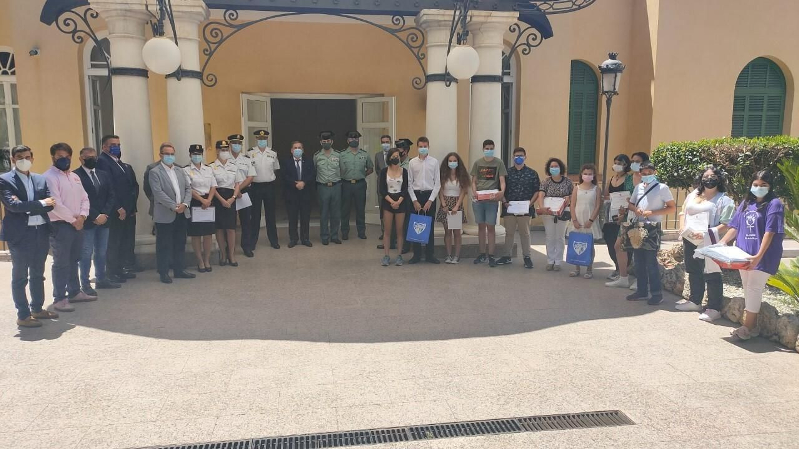 Los premiados este lunes en la Subdelegación del Gobierno.