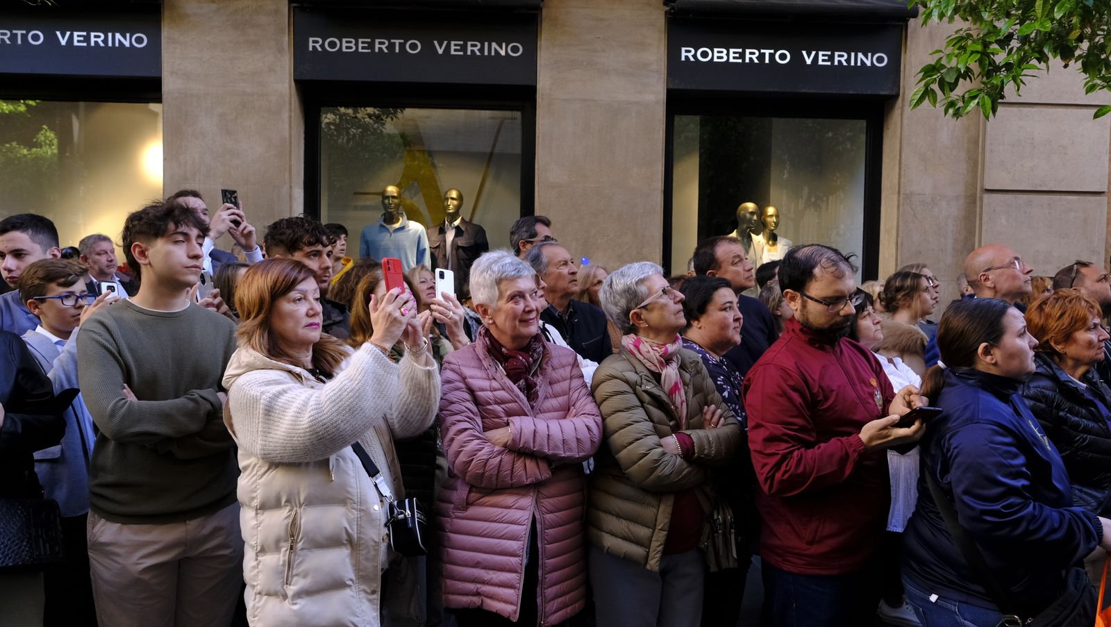Procesión del Santo Entierro en Almería, en imágenes