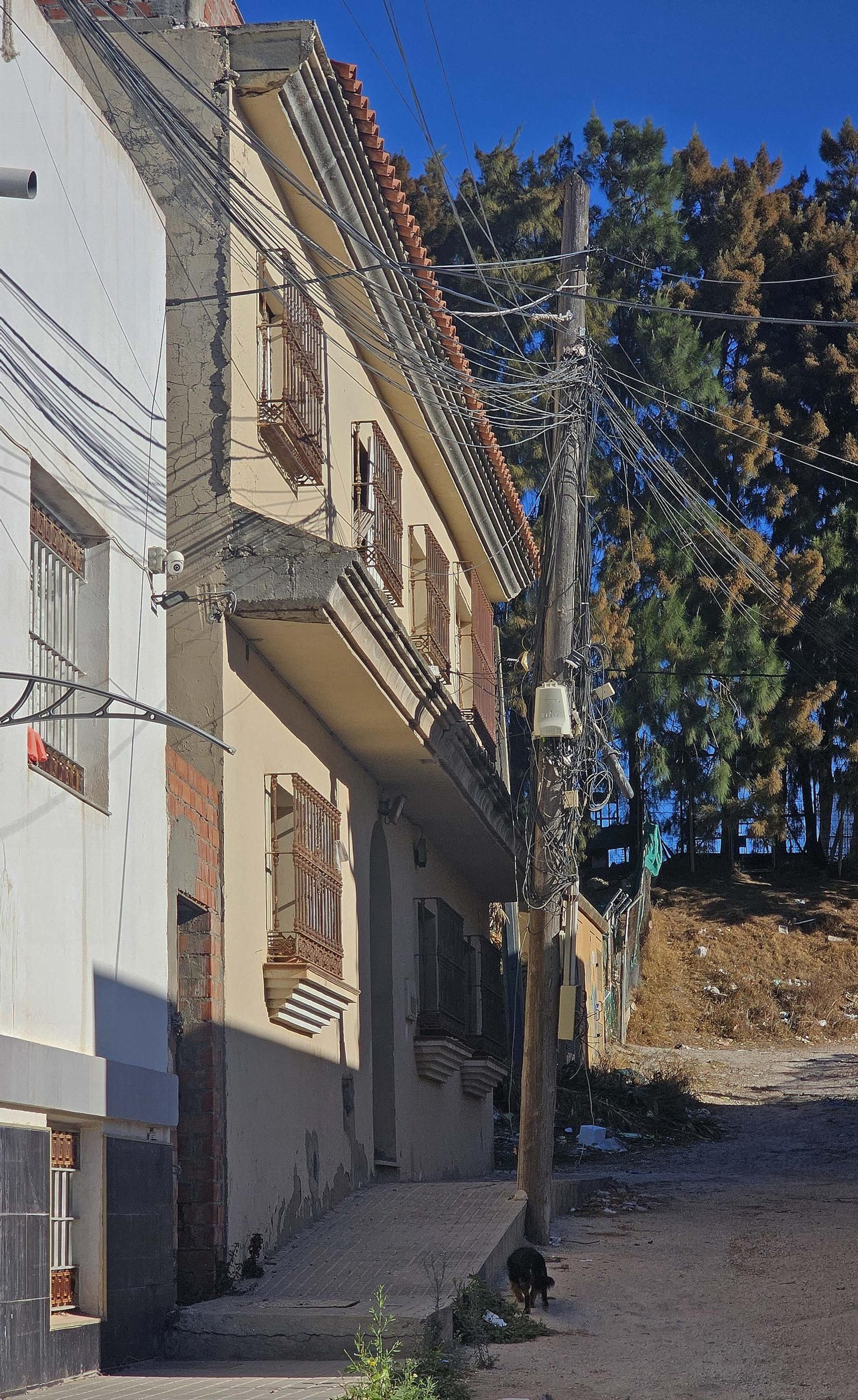 Fotos de los desperfectos de la barriada de La Capelina en Algeciras