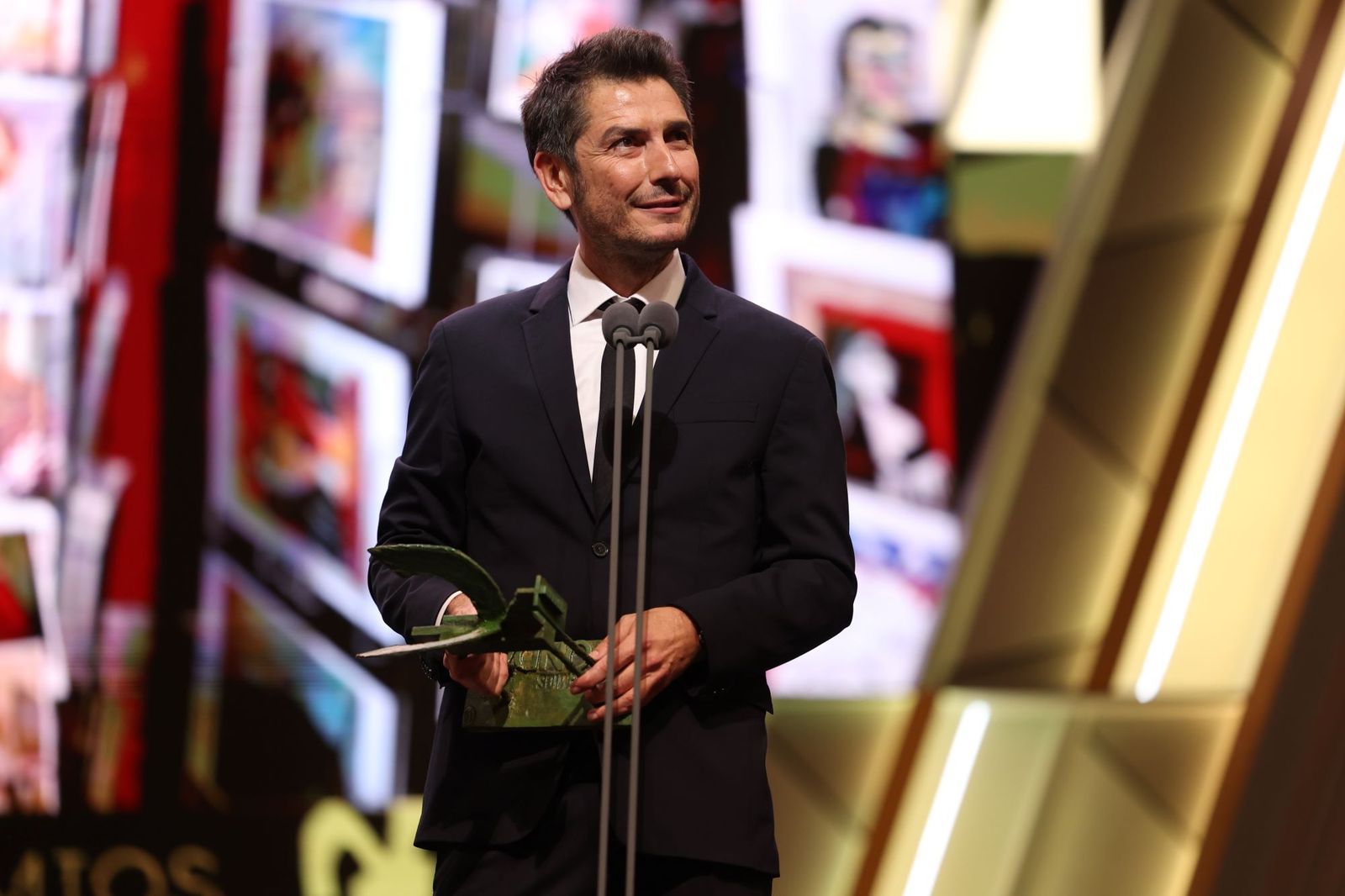 El periodista cultura de TVE Carlos del Amor, reconocido como mejor presentador