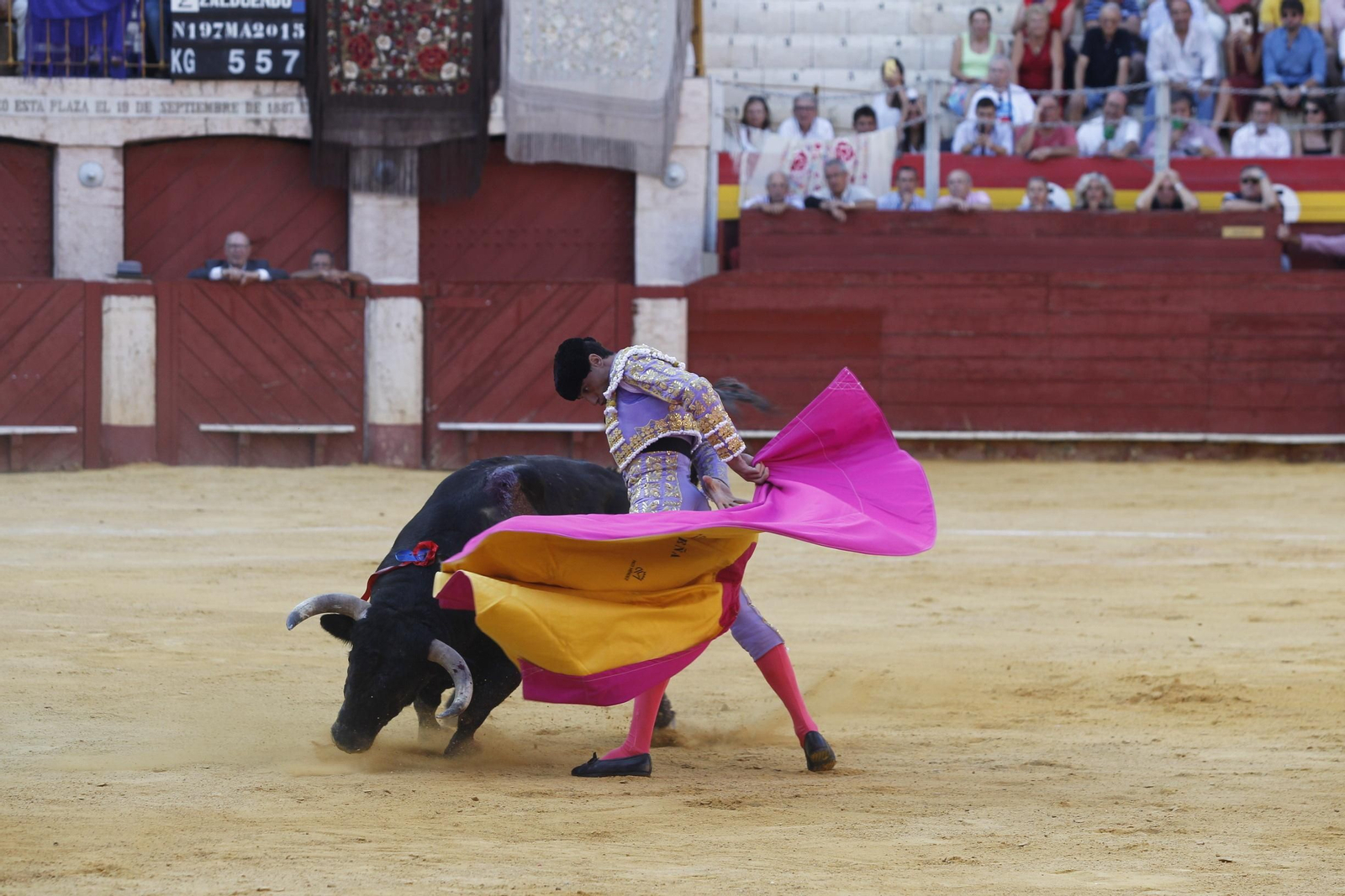Fotogalería segunda corrida de toros. Feria de Almeria 2019