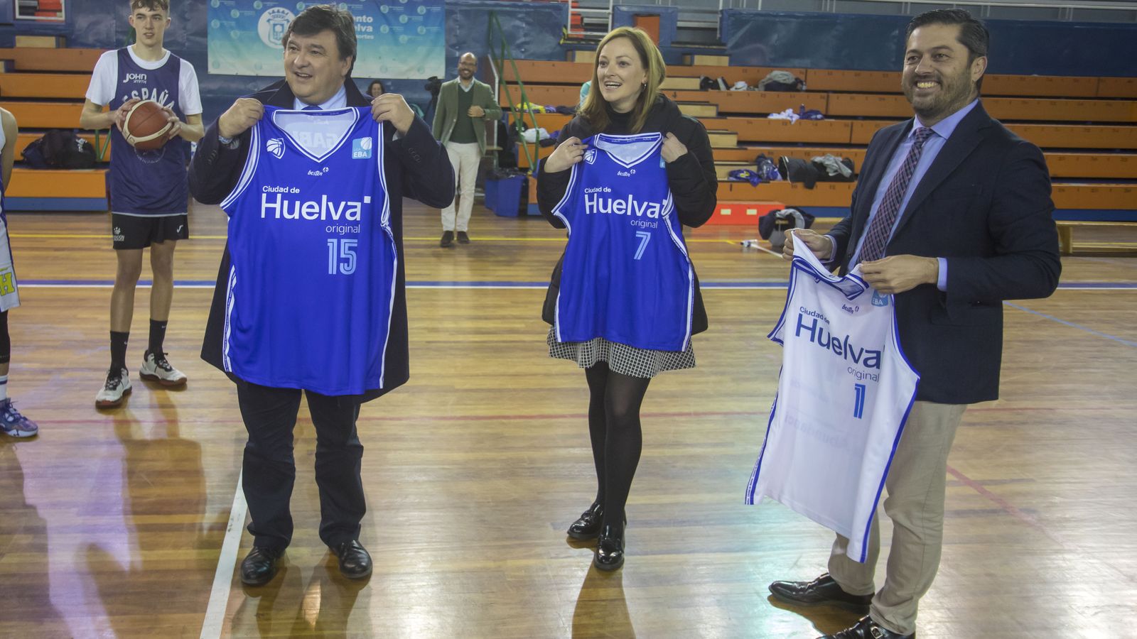 La nueva equipación del Ciudad de Huelva lleva la marca 'Huelva Original'