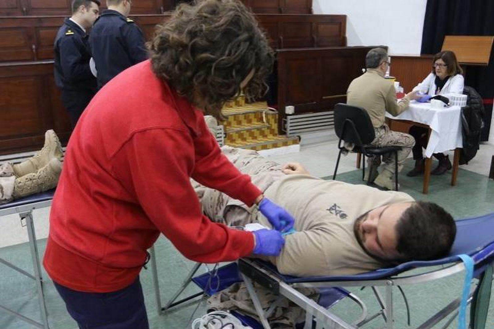 Donación de sangre en el TEAR.