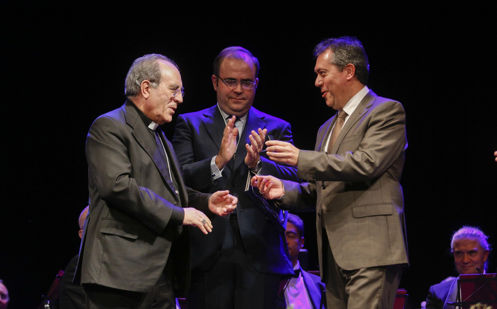 El Pregón de la Cabalgata de los Reyes Magos de Carlos Navarro Antolín, en imágenes