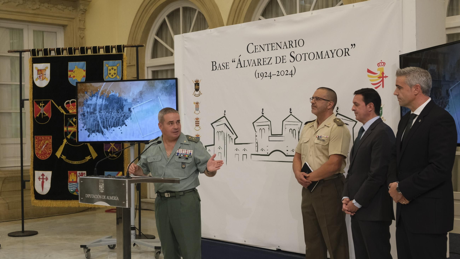 Imágenes del centenario de la Base del Ejército de Tierra "Álvarez de Sotomayor"