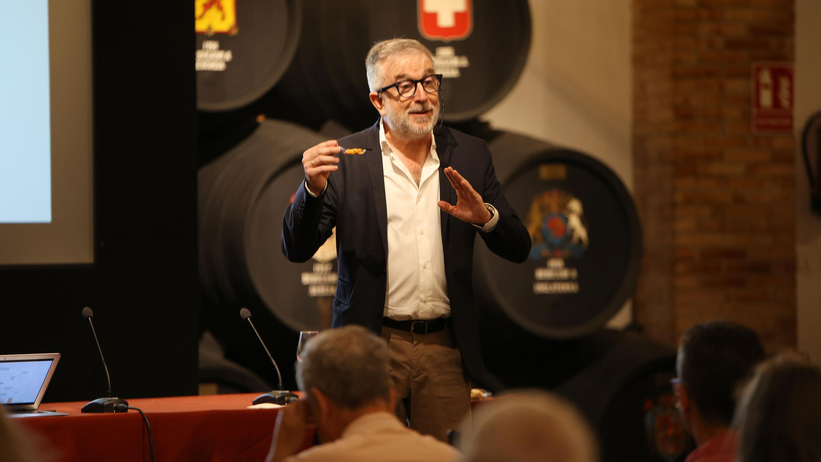 Cata taller de vinos de Jerez en el Consejo Regulador Cata taller de vinos de Jerez en el Consejo Regulador