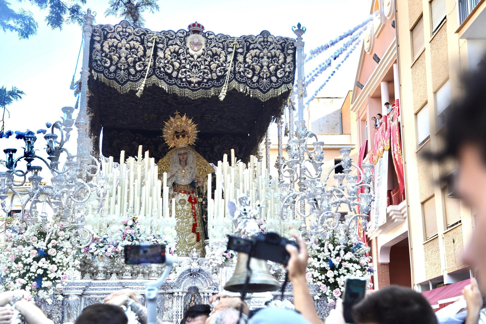 La procesión de la Virgen de la Paz, en fotos