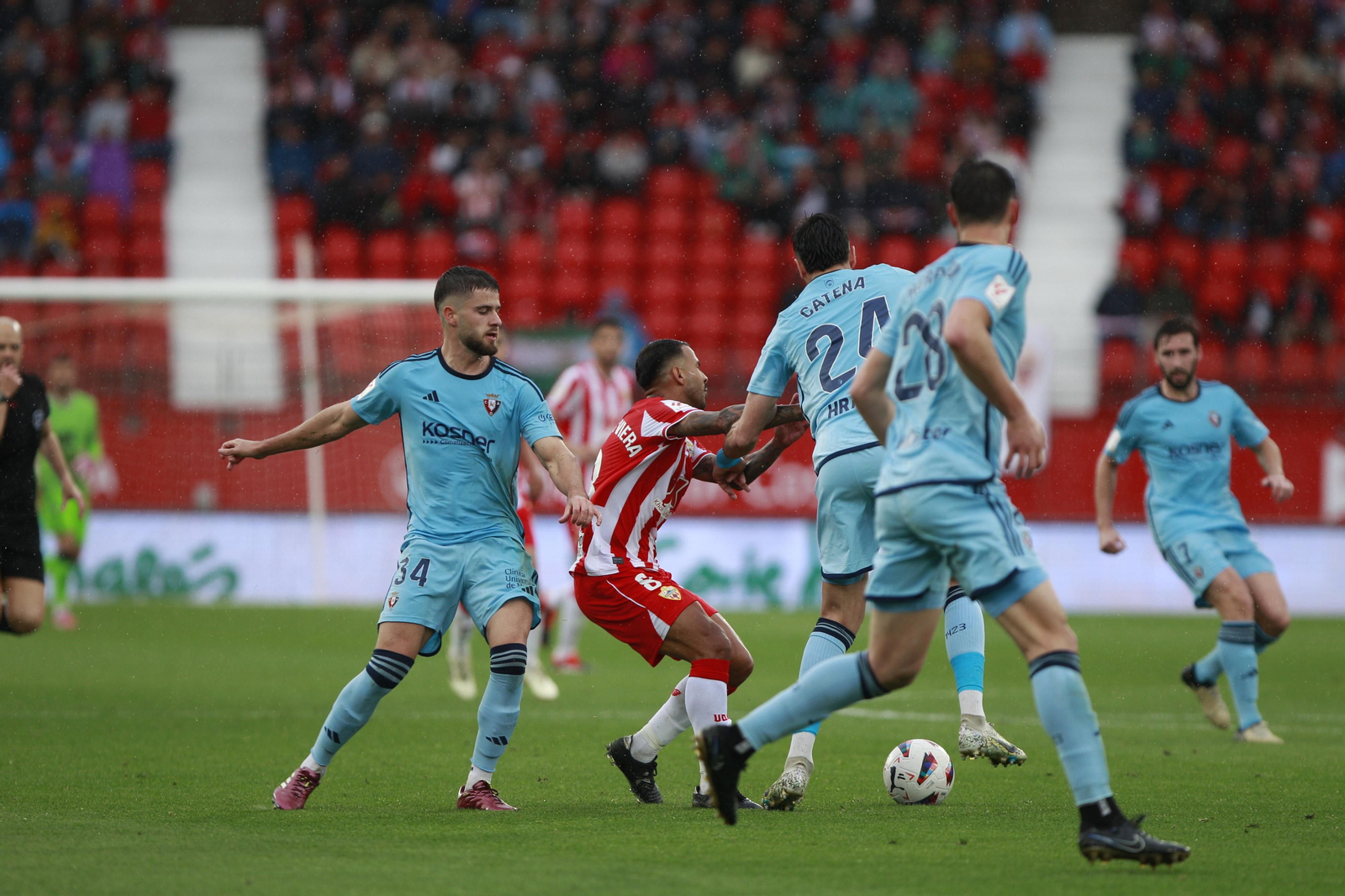 Las mejores imágenes del partido de fútbol U.D. Almería-C.A. Osasuna