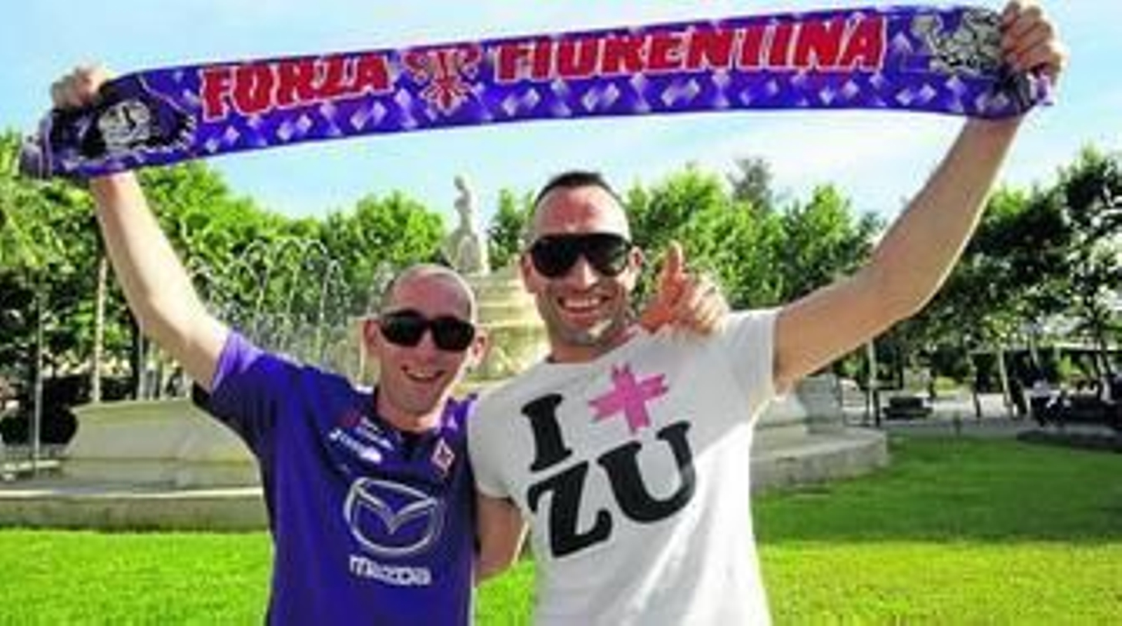 Un reguero lila de ardillas y jirafas