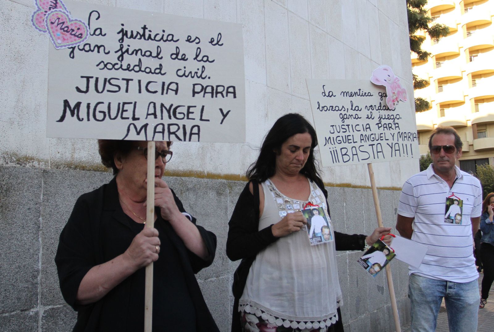 La declaración de la madre y esposa de las víctimas en el juicio del crimen de Almonte, en imágenes
