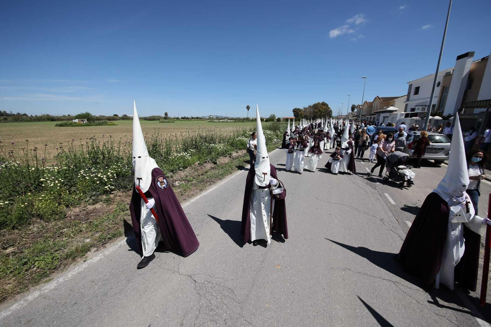 La Hermandad de La Entrega en su primera salida a Jerez