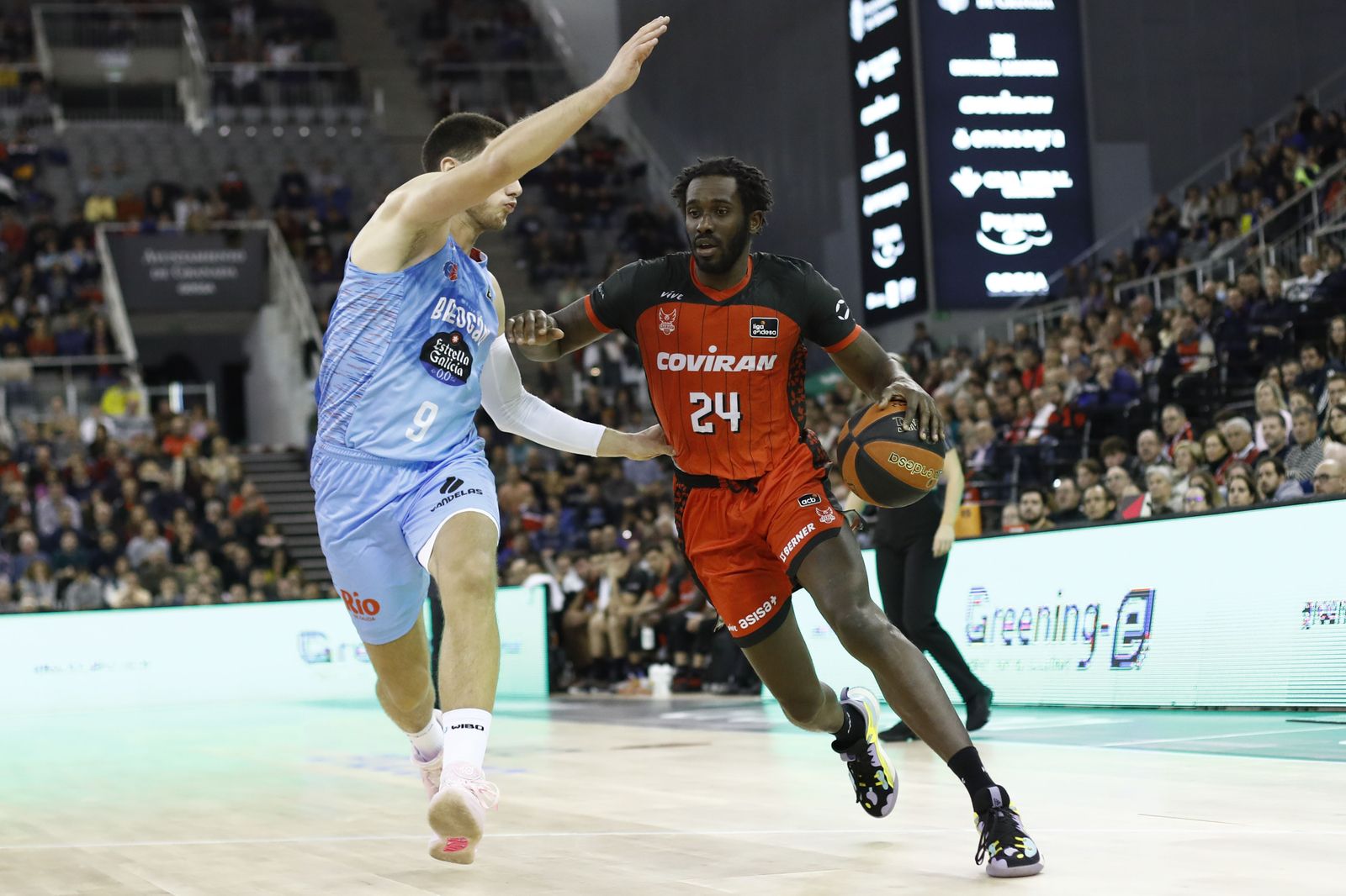 El Covirán Granada - Río Breogán, en imágenes