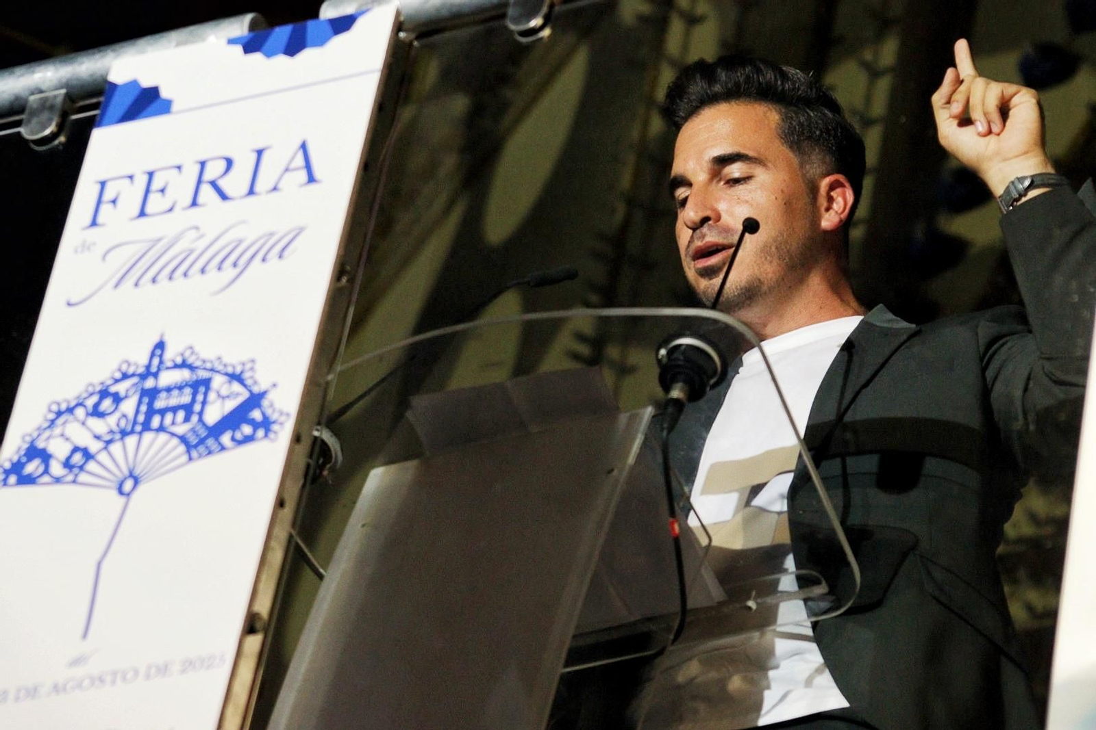 El pregón de Javier Castillo en la Feria de Málaga, en imágenes