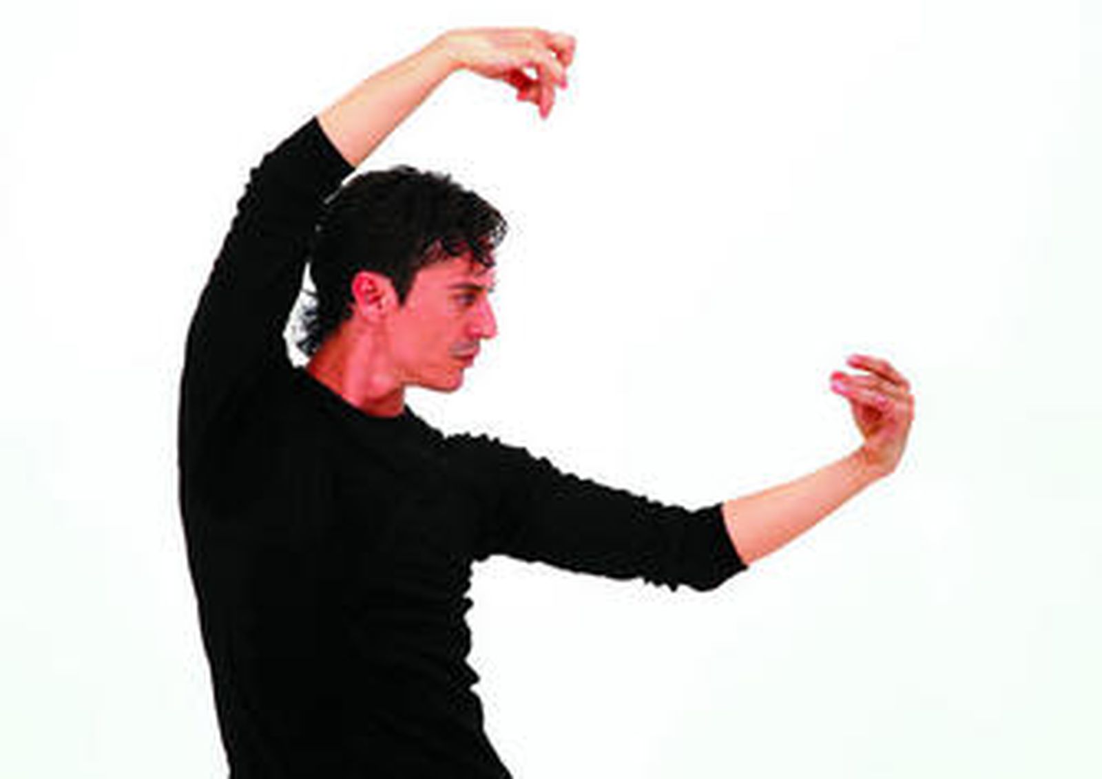 El malagueño José María Aragón imparte en Suiza clases de danzaterapia.