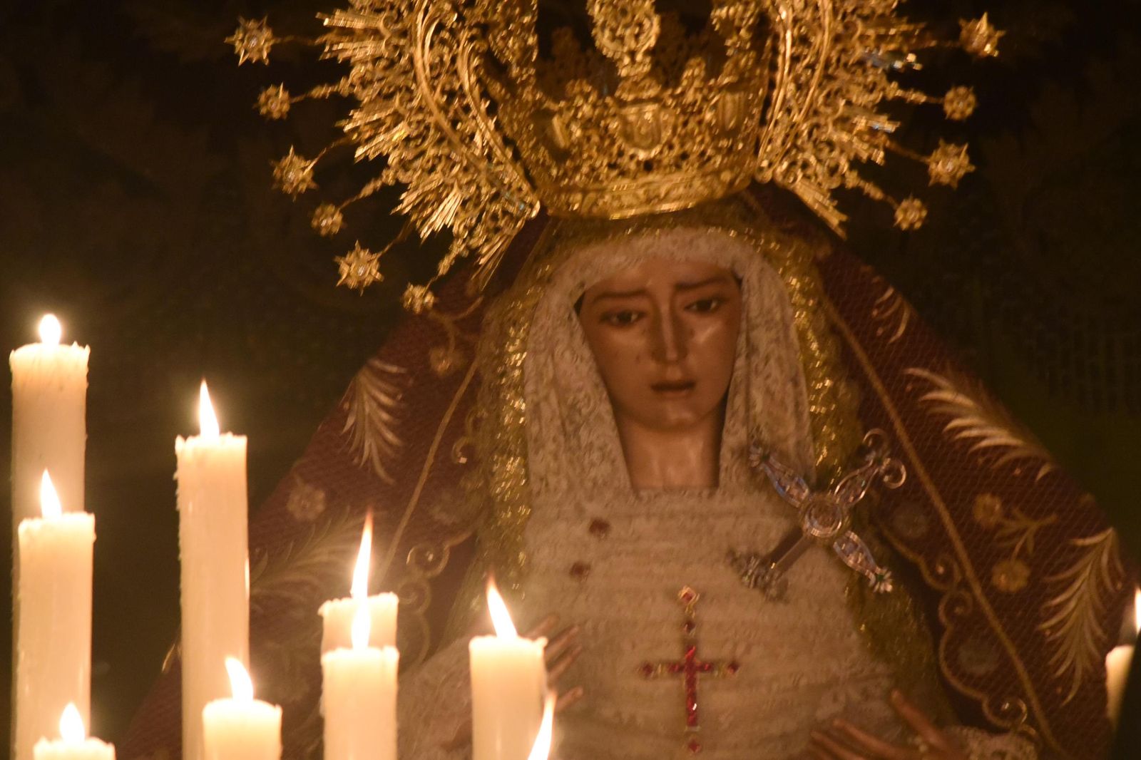 La procesión de la Buena Muerte en la Madrugada de Córdoba, en imágenes