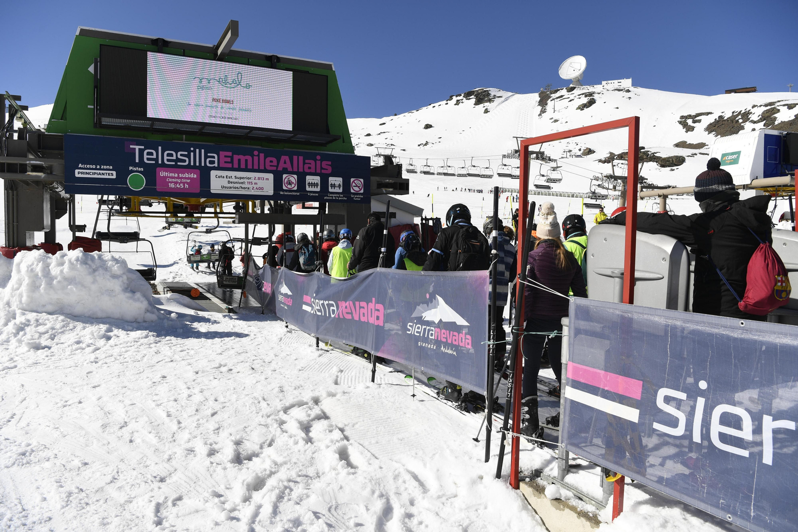 Fotos del último día de esquí en Sierra Nevada