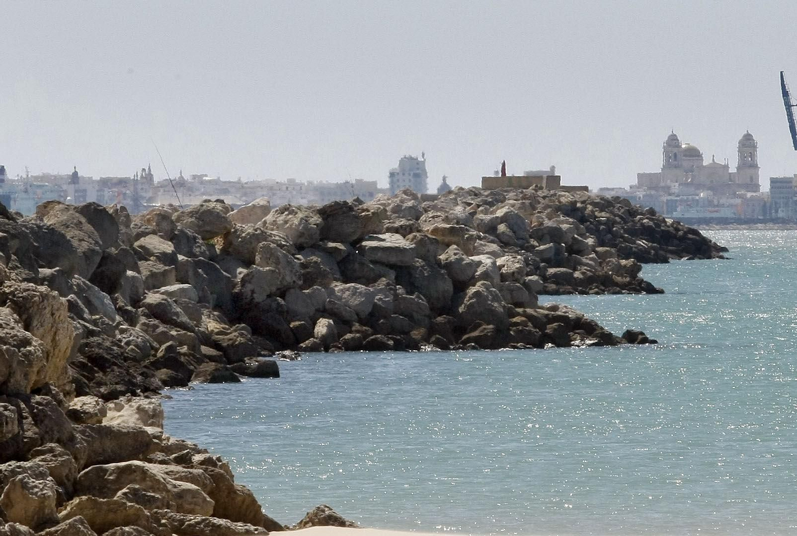 El espigón de La Puntilla en El Puerto.