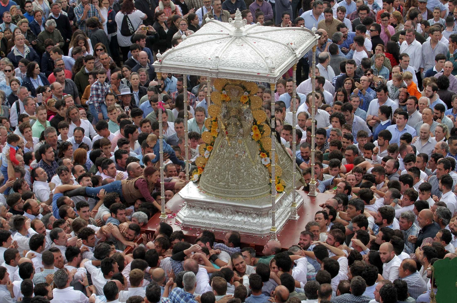 El Lunes de Pentecostés en imágenes